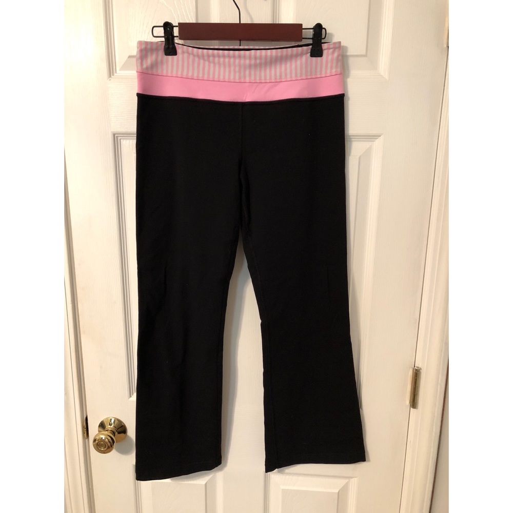 LuluLemon yoga pants